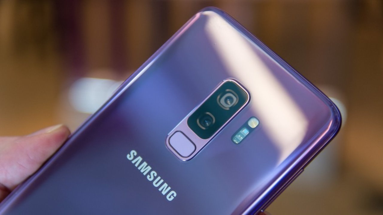 display price of samsung c9 pro