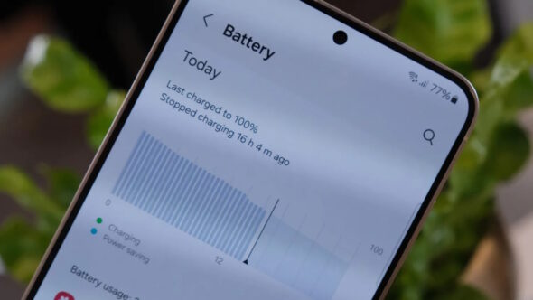 Galaxy S25 ottimizzazione batteria con intelligenza artificiale
